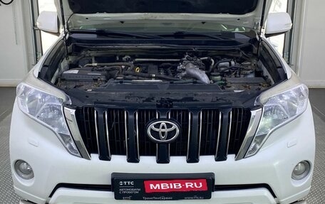 Toyota Land Cruiser Prado 150 рестайлинг 2, 2014 год, 2 625 000 рублей, 11 фотография