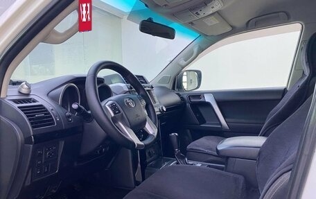 Toyota Land Cruiser Prado 150 рестайлинг 2, 2014 год, 2 625 000 рублей, 20 фотография