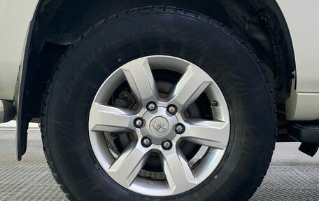 Toyota Land Cruiser Prado 150 рестайлинг 2, 2014 год, 2 625 000 рублей, 22 фотография