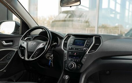 Hyundai Santa Fe III рестайлинг, 2017 год, 2 420 000 рублей, 10 фотография