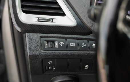 Hyundai Santa Fe III рестайлинг, 2017 год, 2 420 000 рублей, 17 фотография