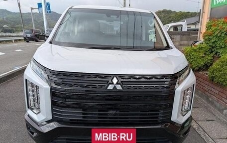 Mitsubishi Delica D:5 I, 2023 год, 3 000 000 рублей, 2 фотография