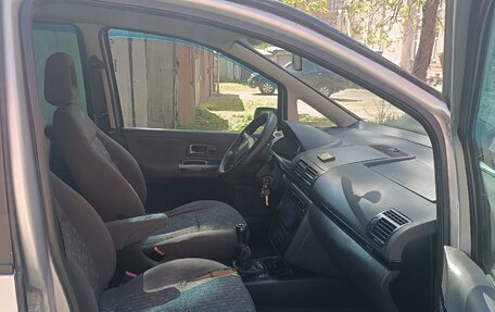 Volkswagen Sharan I рестайлинг, 2003 год, 325 000 рублей, 4 фотография