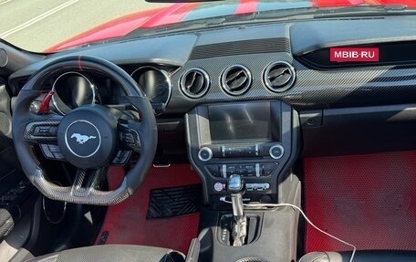 Ford Mustang VI рестайлинг, 2016 год, 2 900 000 рублей, 6 фотография