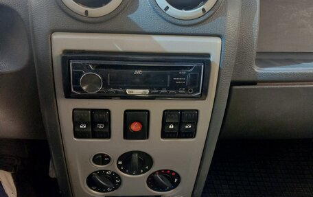 Renault Logan I, 2007 год, 210 000 рублей, 10 фотография