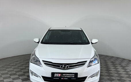 Hyundai Solaris II рестайлинг, 2015 год, 1 060 000 рублей, 2 фотография