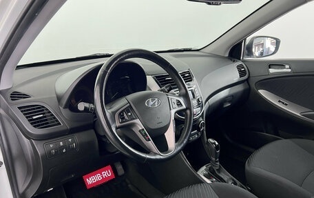 Hyundai Solaris II рестайлинг, 2015 год, 1 060 000 рублей, 9 фотография
