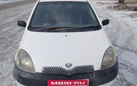 Toyota Vitz, 2000 год, 350 000 рублей, 1 фотография