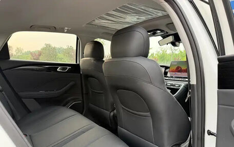 Geely Emgrand, 2026 год, 1 215 000 рублей, 12 фотография