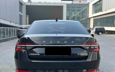 Skoda Superb III рестайлинг, 2025 год, 2 750 000 рублей, 6 фотография