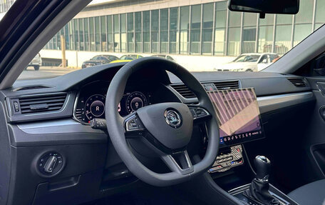 Skoda Superb III рестайлинг, 2025 год, 2 750 000 рублей, 10 фотография