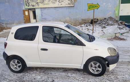 Toyota Vitz, 2000 год, 350 000 рублей, 2 фотография