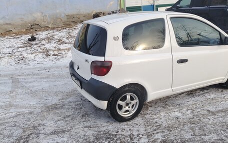 Toyota Vitz, 2000 год, 350 000 рублей, 5 фотография