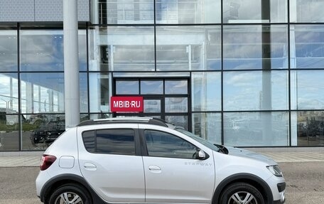 Renault Sandero II рестайлинг, 2016 год, 930 000 рублей, 7 фотография
