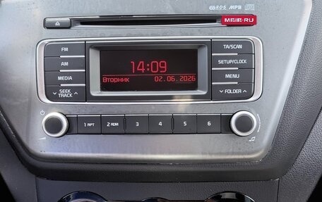 KIA Rio III рестайлинг, 2016 год, 1 200 000 рублей, 24 фотография