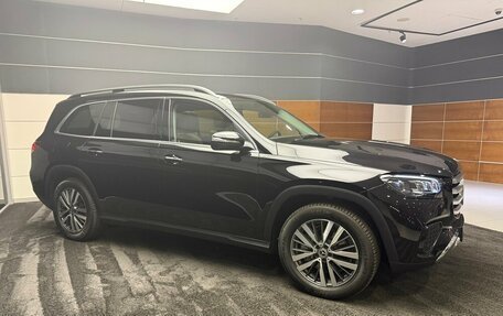 Mercedes-Benz GLS, 2024 год, 16 000 000 рублей, 3 фотография