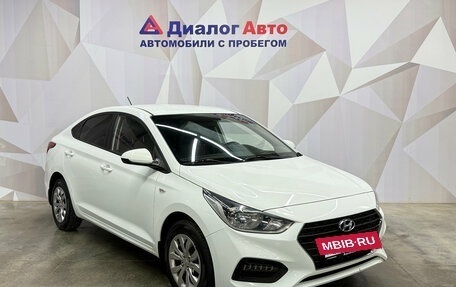 Hyundai Solaris II рестайлинг, 2017 год, 1 150 000 рублей, 3 фотография