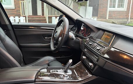 BMW 5 серия, 2015 год, 1 890 000 рублей, 5 фотография