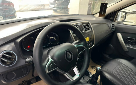 Renault Logan II, 2019 год, 550 000 рублей, 11 фотография