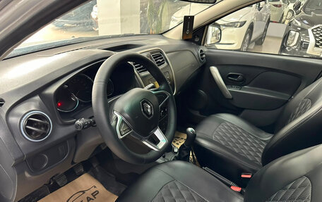 Renault Logan II, 2019 год, 550 000 рублей, 10 фотография