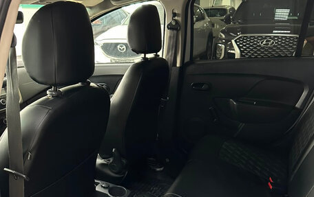 Renault Logan II, 2019 год, 550 000 рублей, 14 фотография