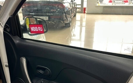 Renault Logan II, 2019 год, 550 000 рублей, 16 фотография