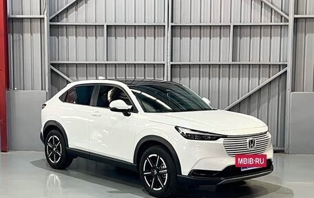 Honda Vezel, 2025 год, 1 960 000 рублей, 6 фотография
