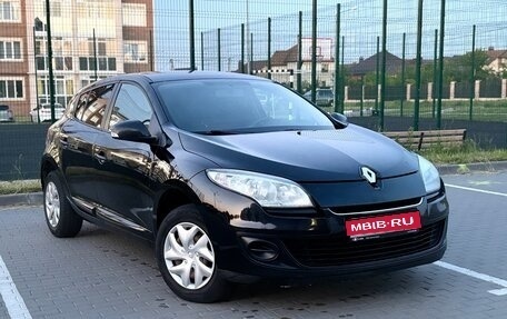 Renault Megane III, 2013 год, 620 000 рублей, 1 фотография
