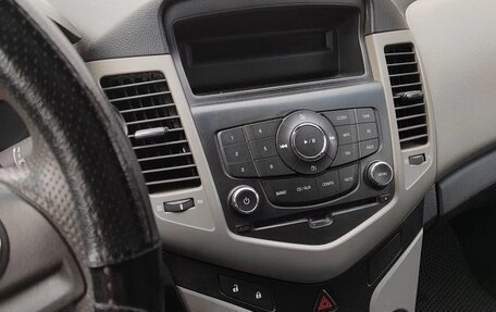 Chevrolet Cruze II, 2011 год, 700 000 рублей, 7 фотография