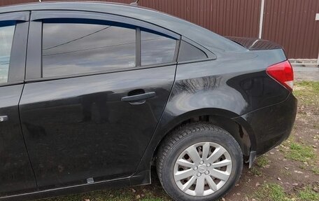 Chevrolet Cruze II, 2011 год, 700 000 рублей, 9 фотография