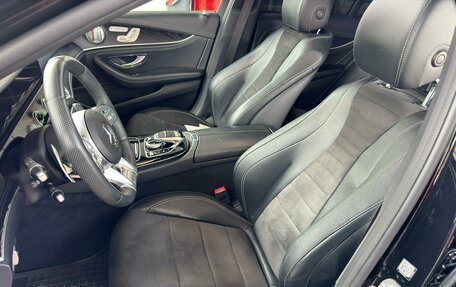 Mercedes-Benz E-Класс, 2017 год, 2 950 000 рублей, 12 фотография