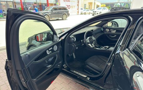 Mercedes-Benz E-Класс, 2017 год, 2 950 000 рублей, 13 фотография