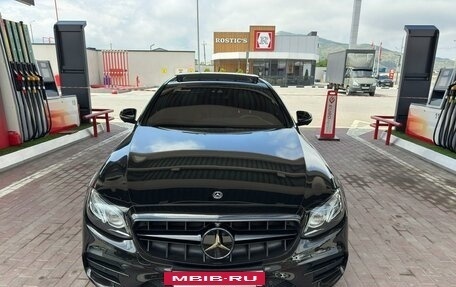 Mercedes-Benz E-Класс, 2017 год, 2 950 000 рублей, 9 фотография