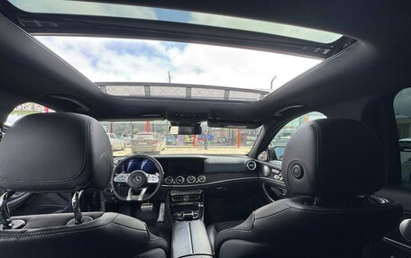 Mercedes-Benz E-Класс, 2017 год, 2 950 000 рублей, 16 фотография