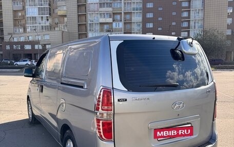 Hyundai Grand Starex Grand Starex I рестайлинг 2, 2011 год, 780 000 рублей, 4 фотография