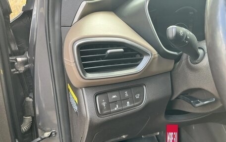 Hyundai Santa Fe IV, 2018 год, 3 100 000 рублей, 15 фотография