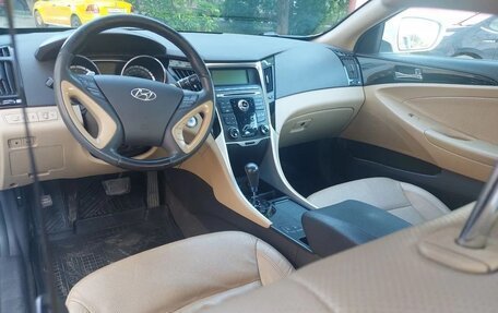 Hyundai Sonata VI, 2011 год, 1 150 000 рублей, 4 фотография