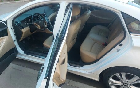 Hyundai Sonata VI, 2011 год, 1 150 000 рублей, 8 фотография