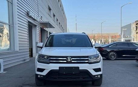 Volkswagen Tharu, 2022 год, 1 640 000 рублей, 2 фотография