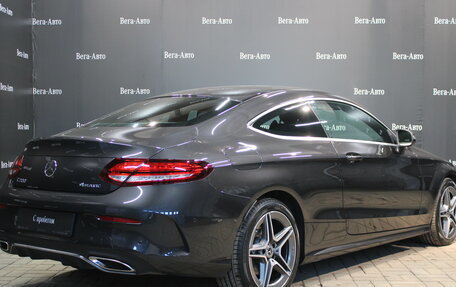 Mercedes-Benz C-Класс, 2018 год, 3 850 000 рублей, 2 фотография