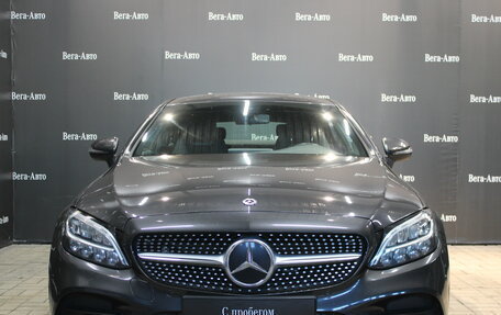 Mercedes-Benz C-Класс, 2018 год, 3 850 000 рублей, 5 фотография