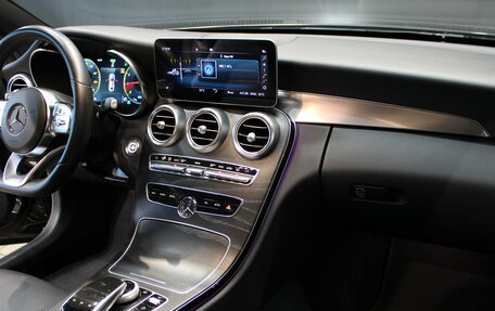 Mercedes-Benz C-Класс, 2018 год, 3 850 000 рублей, 15 фотография