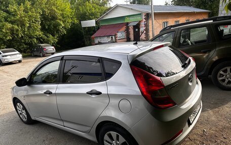 Hyundai Solaris II рестайлинг, 2015 год, 790 000 рублей, 5 фотография