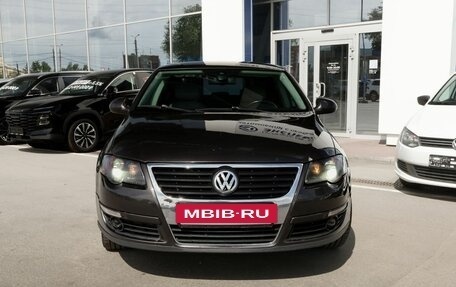 Volkswagen Passat B6, 2005 год, 480 000 рублей, 2 фотография