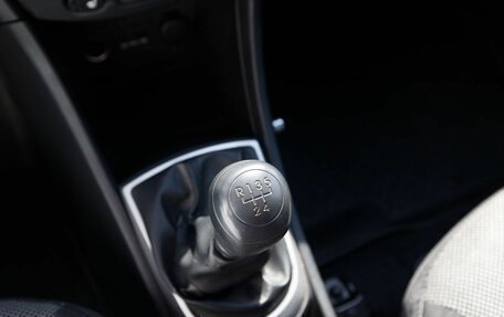 Hyundai Solaris II рестайлинг, 2013 год, 630 000 рублей, 12 фотография
