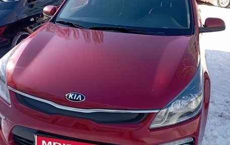 KIA Rio IV, 2018 год, 1 250 000 рублей, 1 фотография