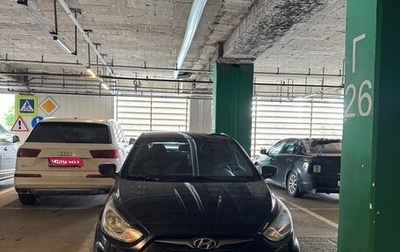 Hyundai Solaris II рестайлинг, 2011 год, 760 000 рублей, 1 фотография