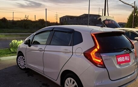 Honda Fit III, 2018 год, 1 250 000 рублей, 4 фотография