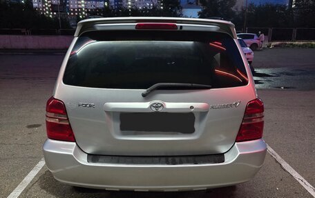 Toyota Kluger I, 2001 год, 950 000 рублей, 1 фотография