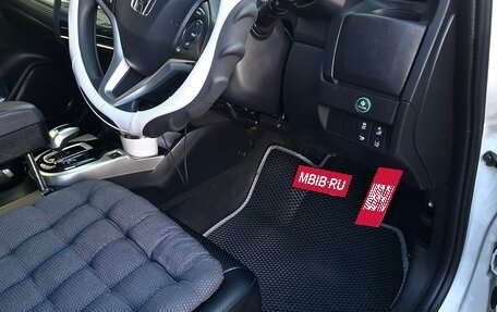 Honda Fit III, 2018 год, 1 250 000 рублей, 10 фотография